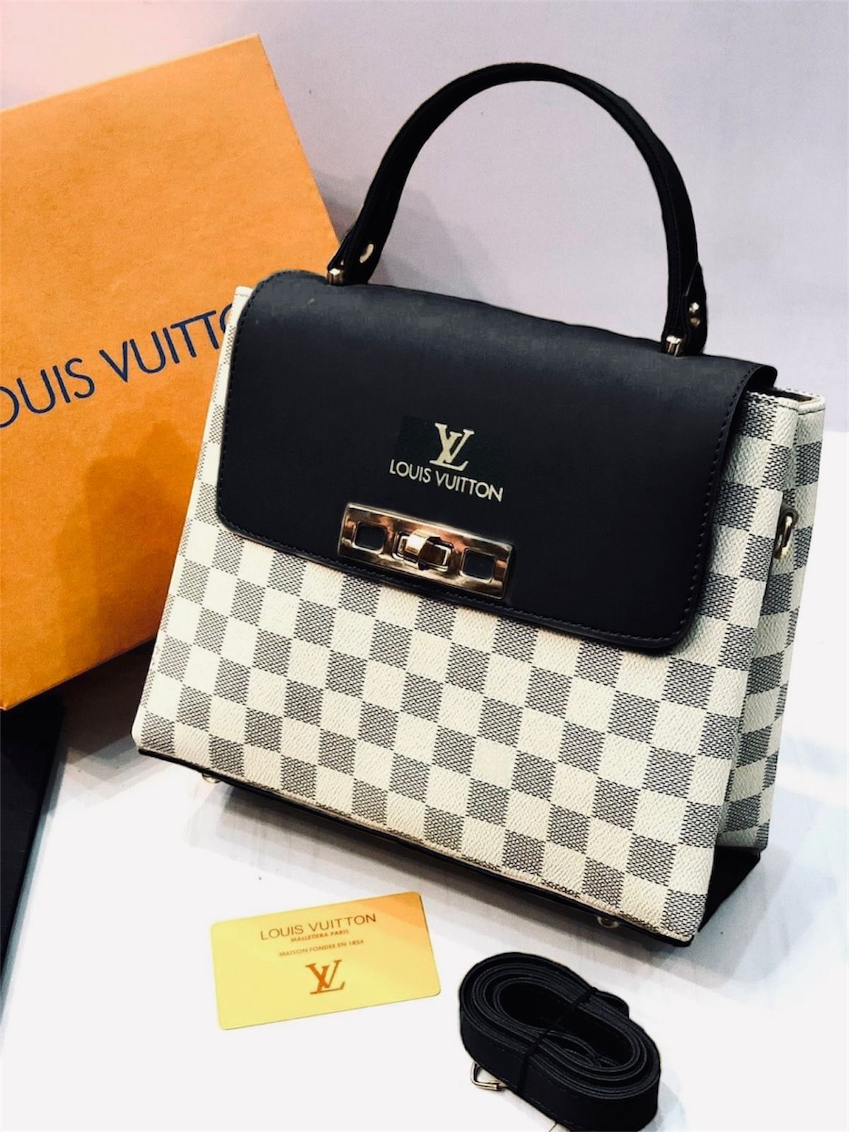 High Quality Louis Vuitton Bag With Metal Lock On Flap